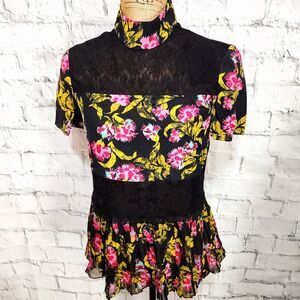 Saloni silk crepe de chine georgette top Sz 2 floral short sleeve pleated A10C